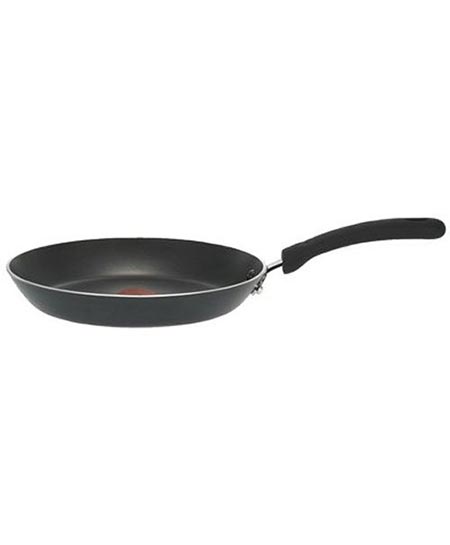 7. T-fal E93802 Professional Total Nonstick Thermo-Spot Heat Indicator Fry Pan, 8-Inch, Black