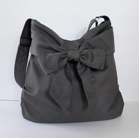 7. Virine grey shoulder bag